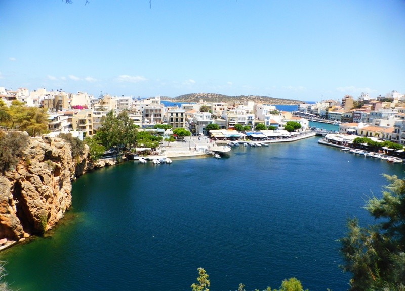 Ágios Nikolaos e Sitía: dois destinos pacatos, charmosos e românticos de Creta