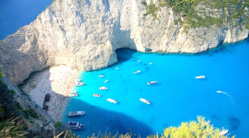 4. GREEK ADVENTURE 2(mini) – Athens, Milos, Santorini and Zakynthos – 11 days // 10 nights