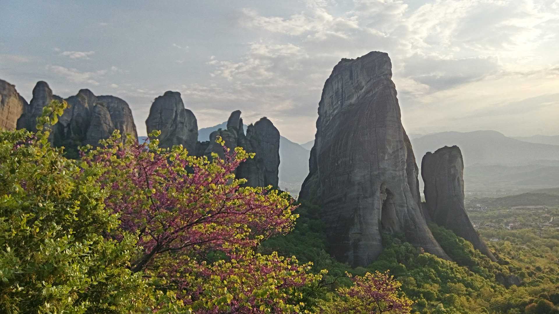 2 day tour to Delfoi and Meteora