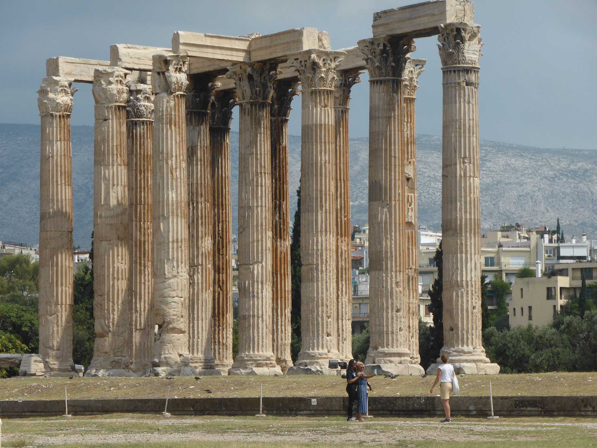 Classic tour of Athens on foot